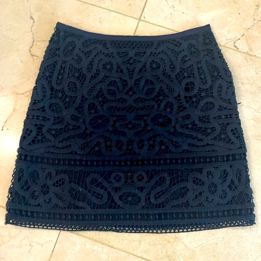 Blue lace mini skirt